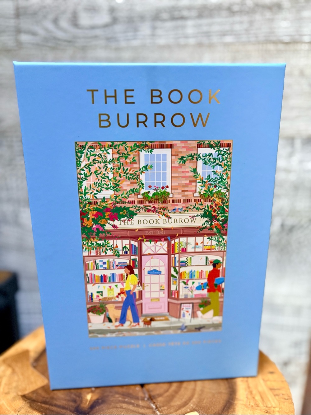 Hobbry/Indigo | "The Book Burrow" 500pc Illustrated Jigsaw Puzzle - Complete